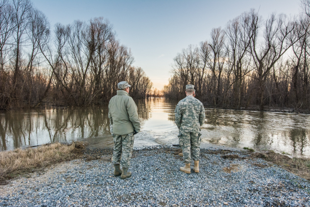 Missouri Guardsmen provide flood relief